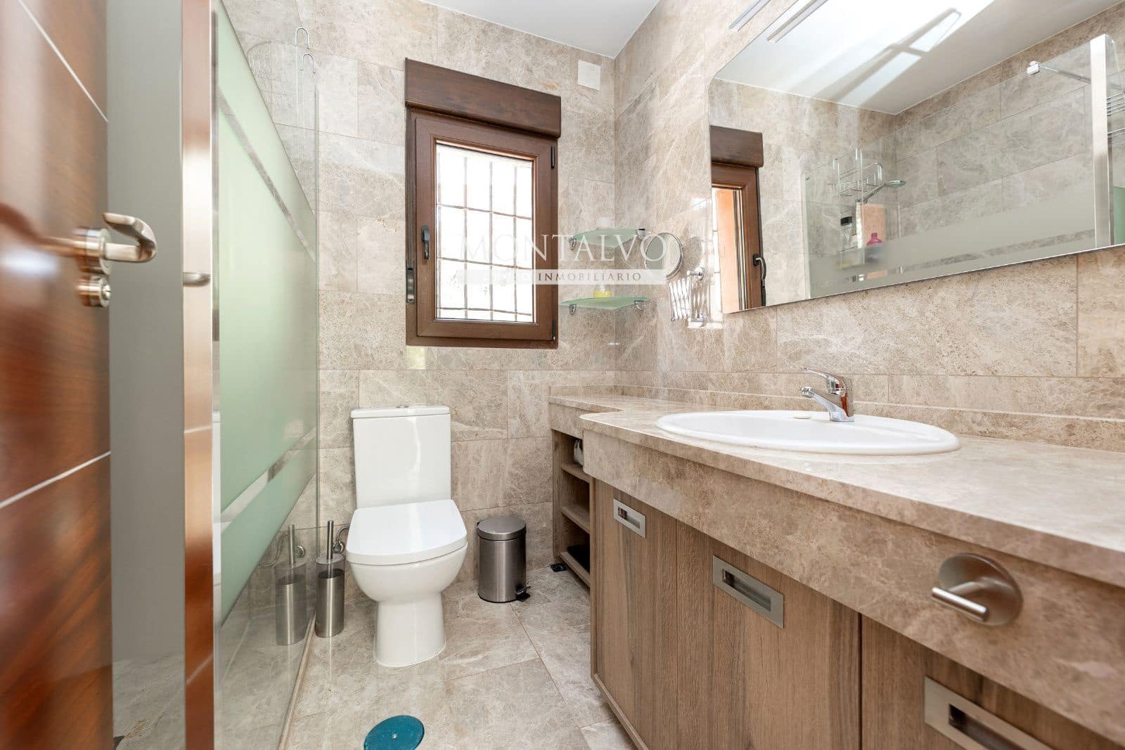 6 soveværelse Villa til salg i Las Gabias med swimmingpool garage - € 650.000 (Ref: 9398808)