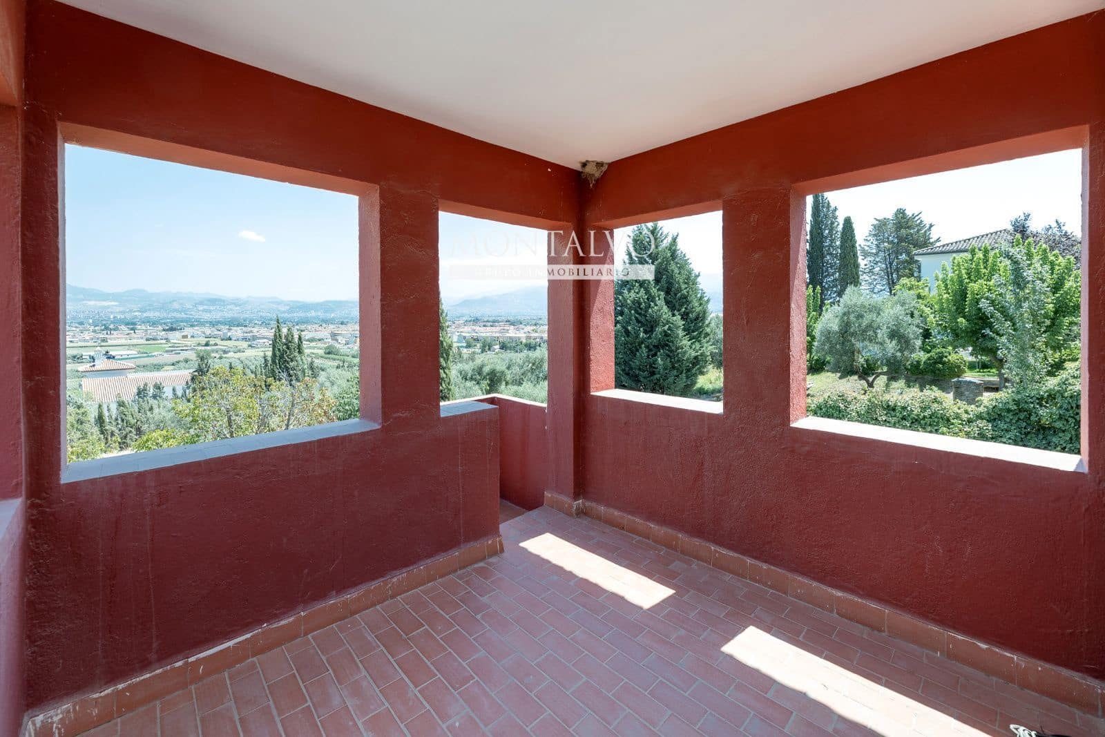 6 soveværelse Villa til salg i Las Gabias med swimmingpool garage - € 650.000 (Ref: 9398808)