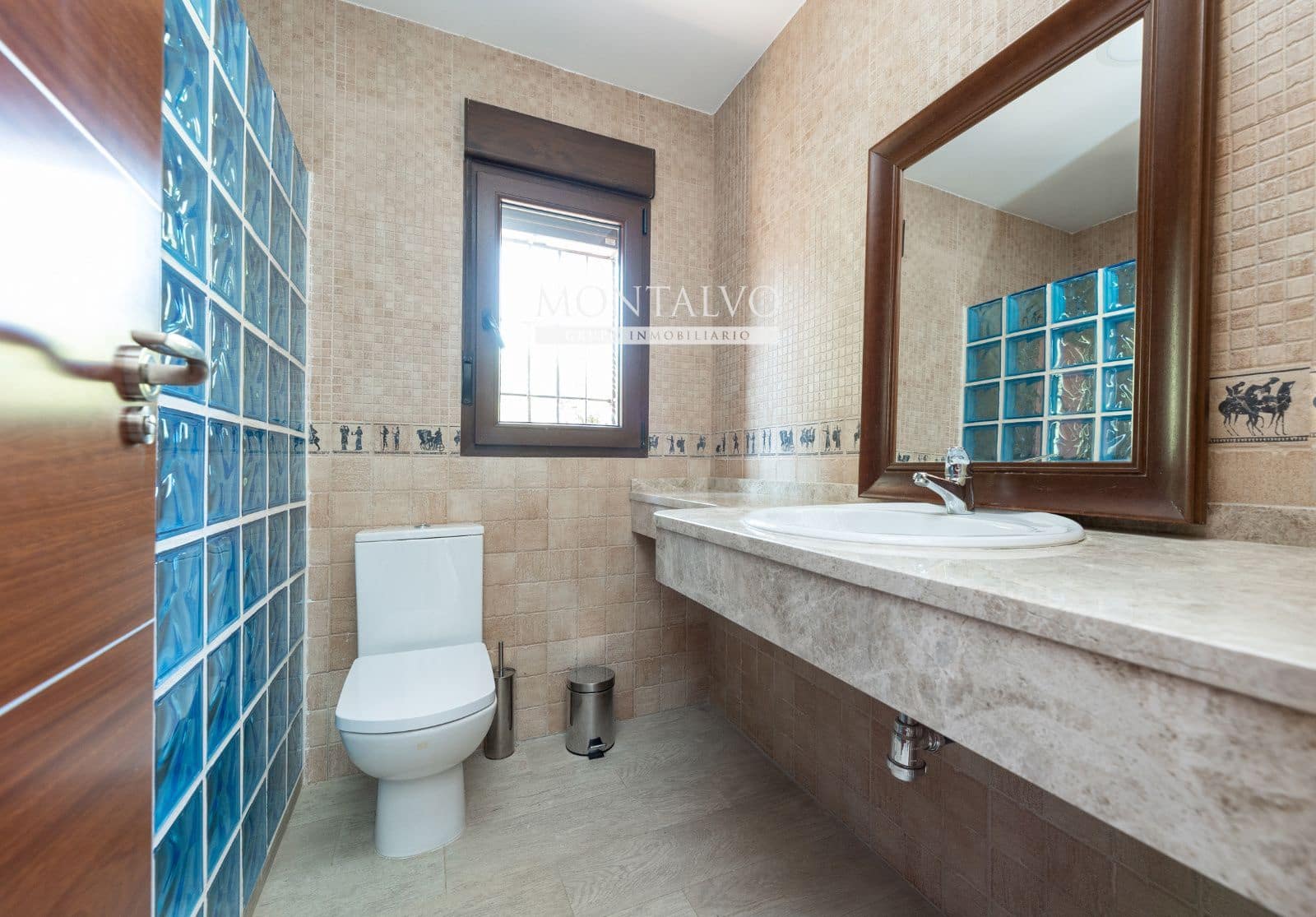 6 soveværelse Villa til salg i Las Gabias med swimmingpool garage - € 650.000 (Ref: 9398808)