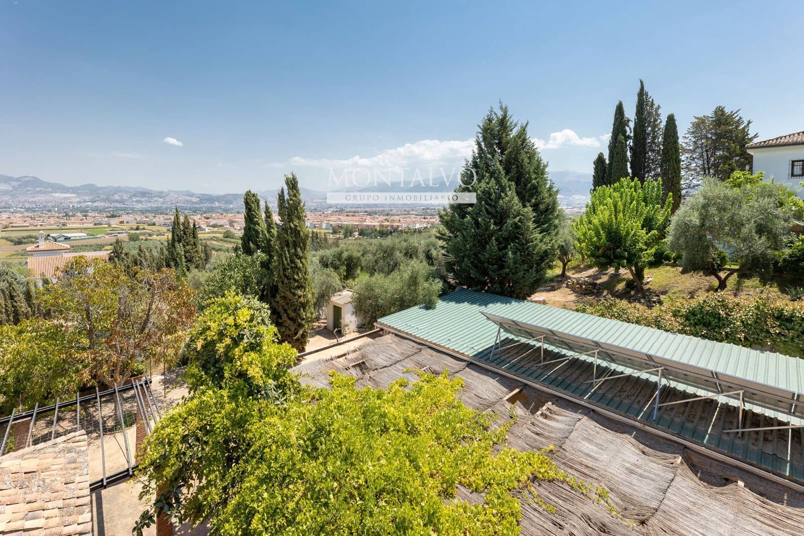 6 soveværelse Villa til salg i Las Gabias med swimmingpool garage - € 650.000 (Ref: 9398808)