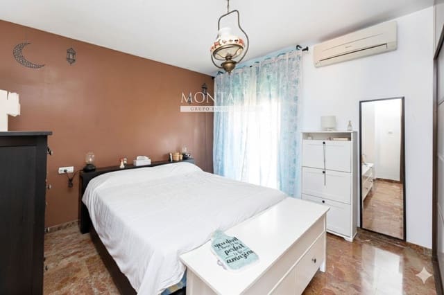 3 soveværelse Lejlighed til salg i Atarfe med garage - € 175.000 (Ref: 9398854)