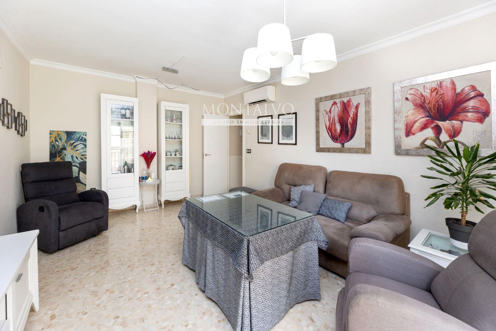 4 soveværelse Lejlighed til salg i Maracena med garage - € 249.900 (Ref: 9398855)