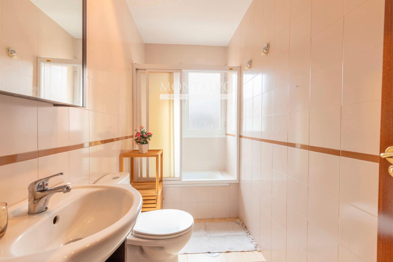 3 sypialnia Mieszkanie na sprzedaż w Miasto Grenada z garażem - 229 900 € (Ref: 9398856)