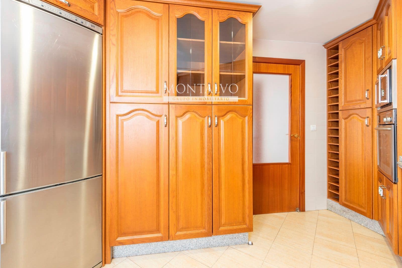 3 sypialnia Mieszkanie na sprzedaż w Miasto Grenada z garażem - 229 900 € (Ref: 9398856)