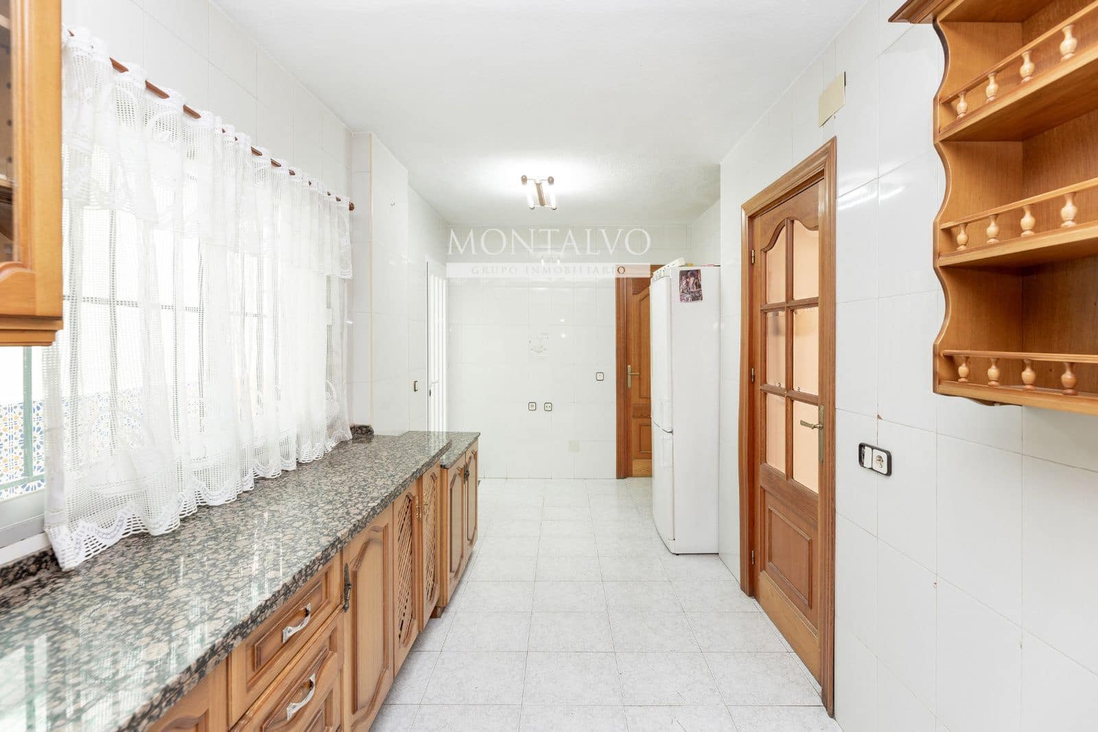 4 soverom Villa til salgs i Atarfe med garasje - € 195 000 (Ref: 9398859)