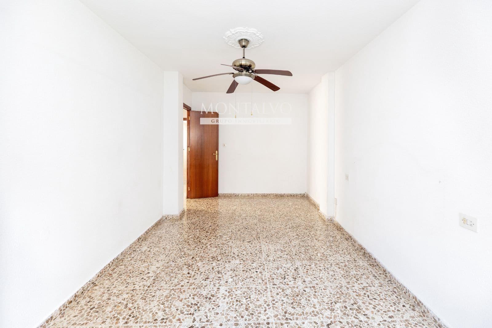 4 soverom Villa til salgs i Atarfe med garasje - € 195 000 (Ref: 9398859)