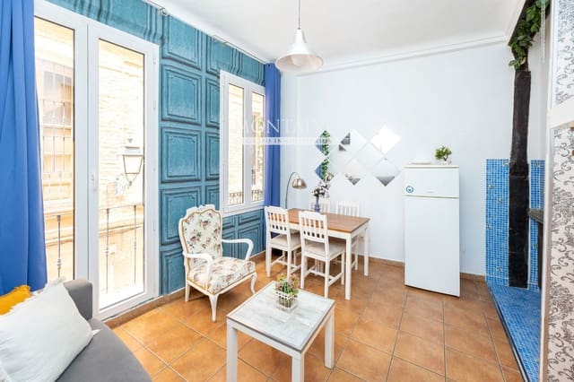 8 bedroom Restaurant/Bar for sale in Centro - Sagrario, Granada city - € 1,200,000 (Ref: 9398862)