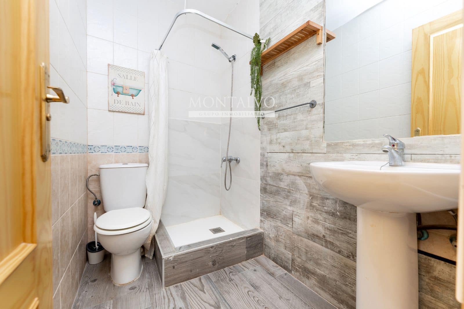 8 soverom Restaurant/Bar til salgs i Granada by - € 1 200 000 (Ref: 9398862)