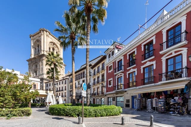 8 bedroom Restaurant/Bar for sale in Centro - Sagrario, Granada city - € 1,200,000 (Ref: 9398862)