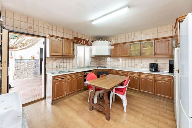 6 soveværelse Byhus til salg i Alhendín med garage - € 215.000 (Ref: 9398864)