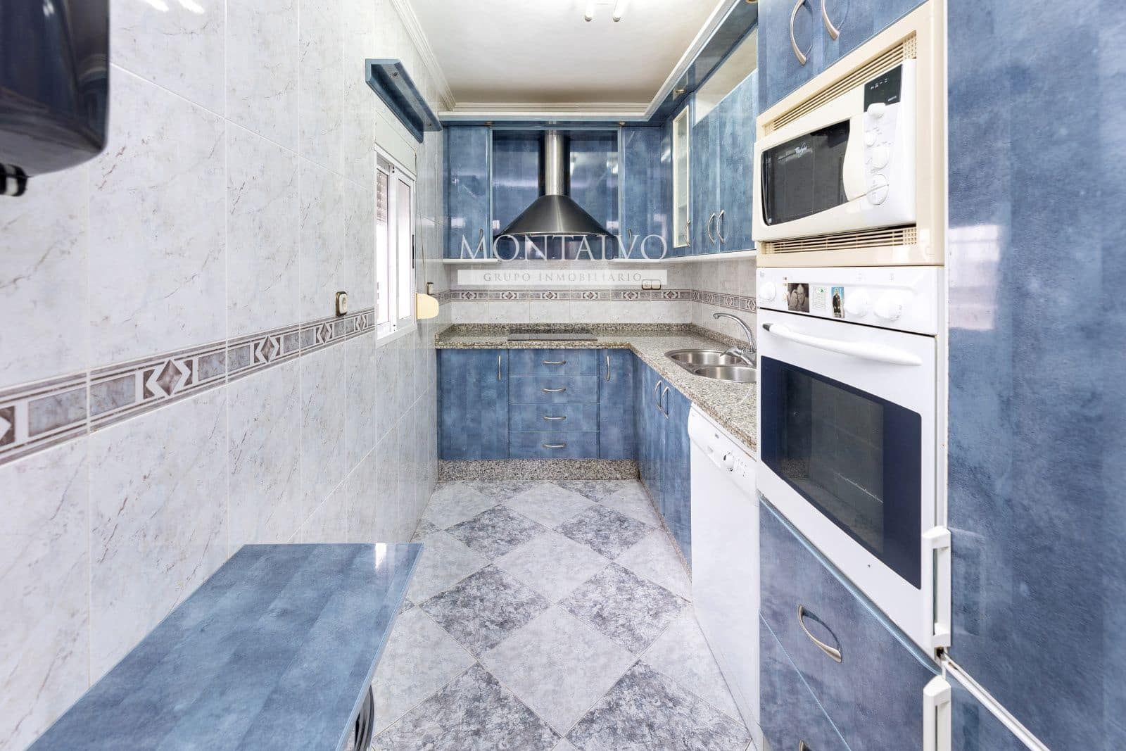 5 soveværelse Villa til salg i Puerto Lope med garage - € 135.000 (Ref: 9398869)