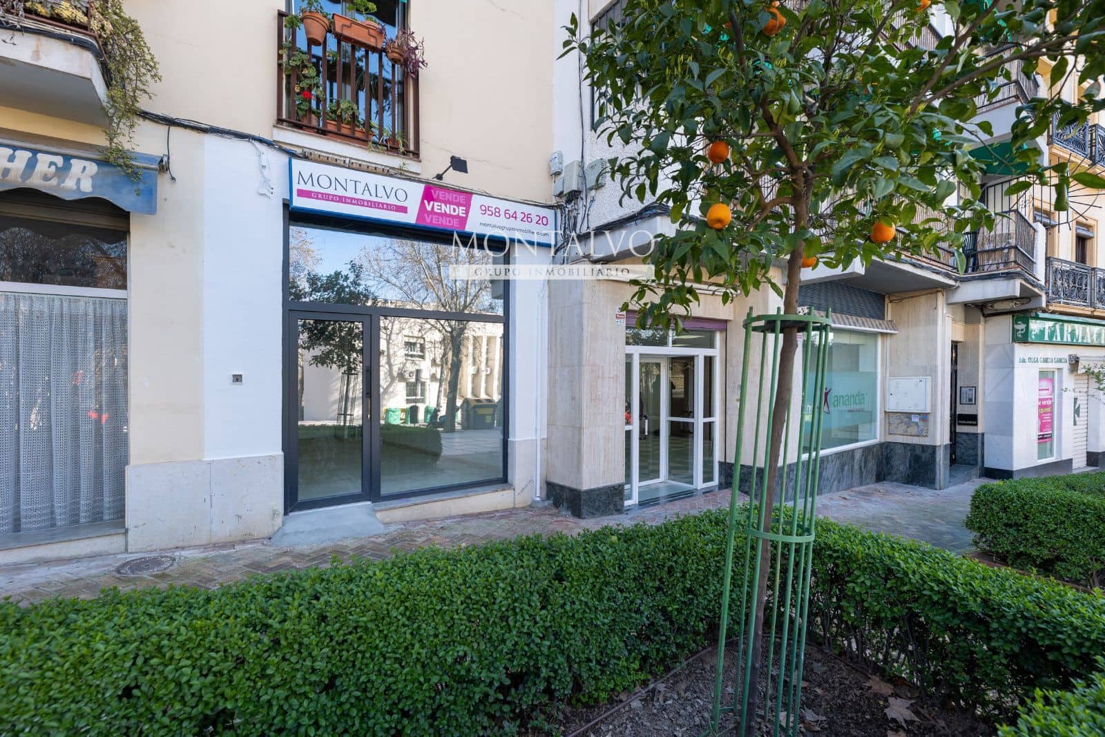 Comercial para venda em Granada cidade - 90 000 € (Ref: 9398873)