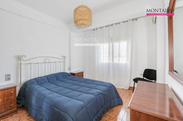 3 soveværelse Lejlighed til leje i Zaidin, Granada by - € 850 (Ref: 9398875)