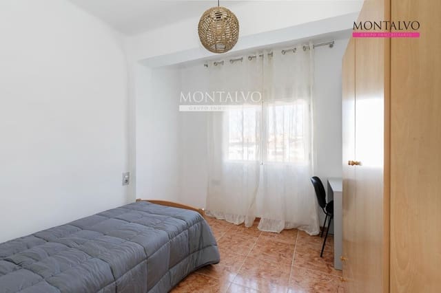 3 soveværelse Lejlighed til leje i Zaidin, Granada by - € 850 (Ref: 9398875)