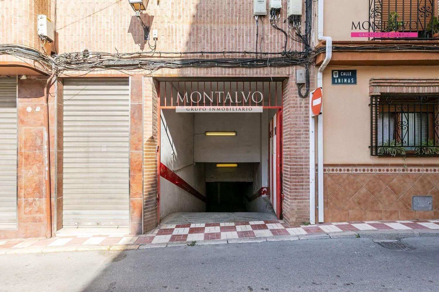 Garage te koop in Albolote - € 7.990 (Ref: 9398880)