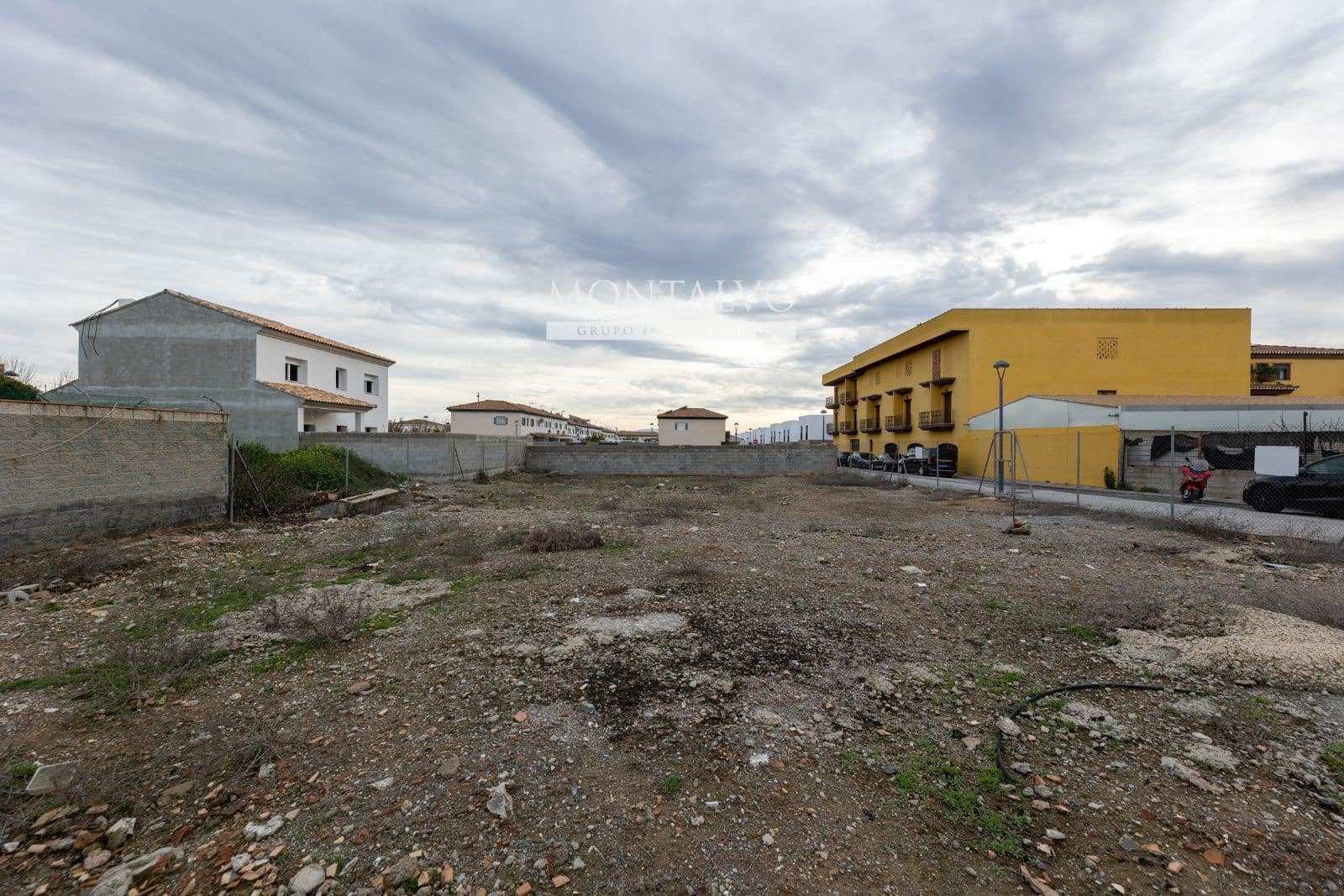 Tontti myytävänä paikassa Atarfe - 171 000 € (Ref: 9398884)