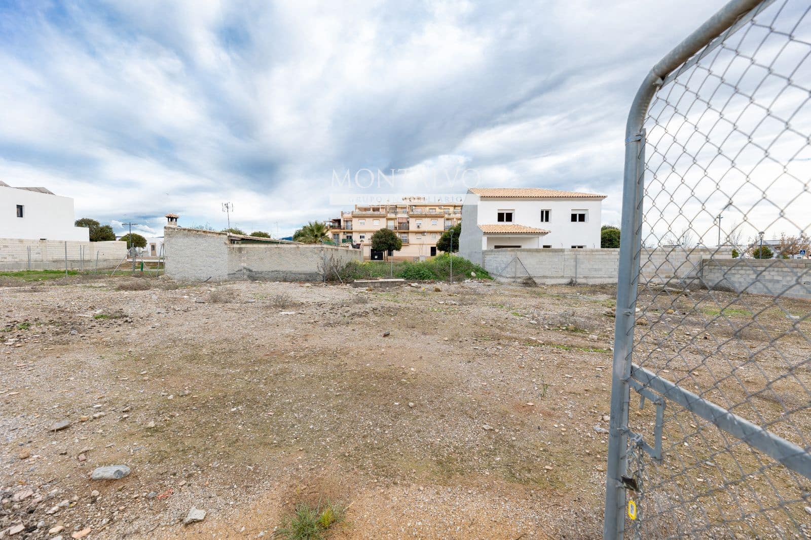 Tontti myytävänä paikassa Atarfe - 171 000 € (Ref: 9398884)