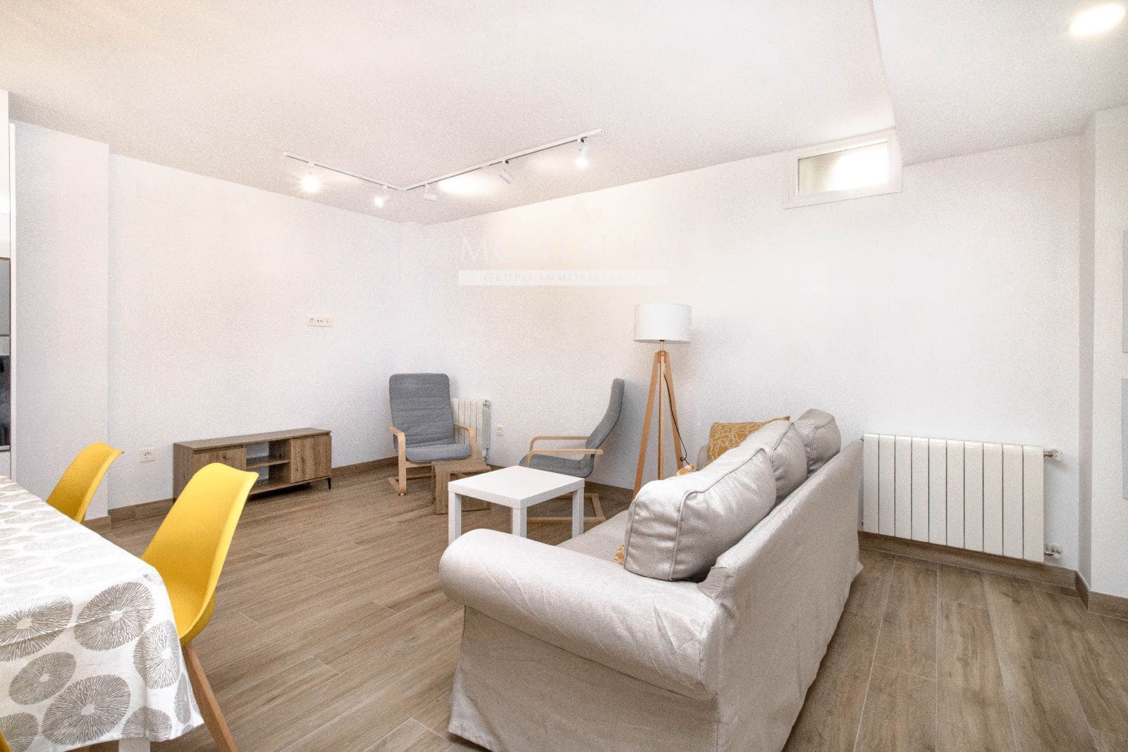 3 sypialnia Mieszkanie do wynajęcia w Miasto Grenada - 1 200 € (Ref: 9398885)