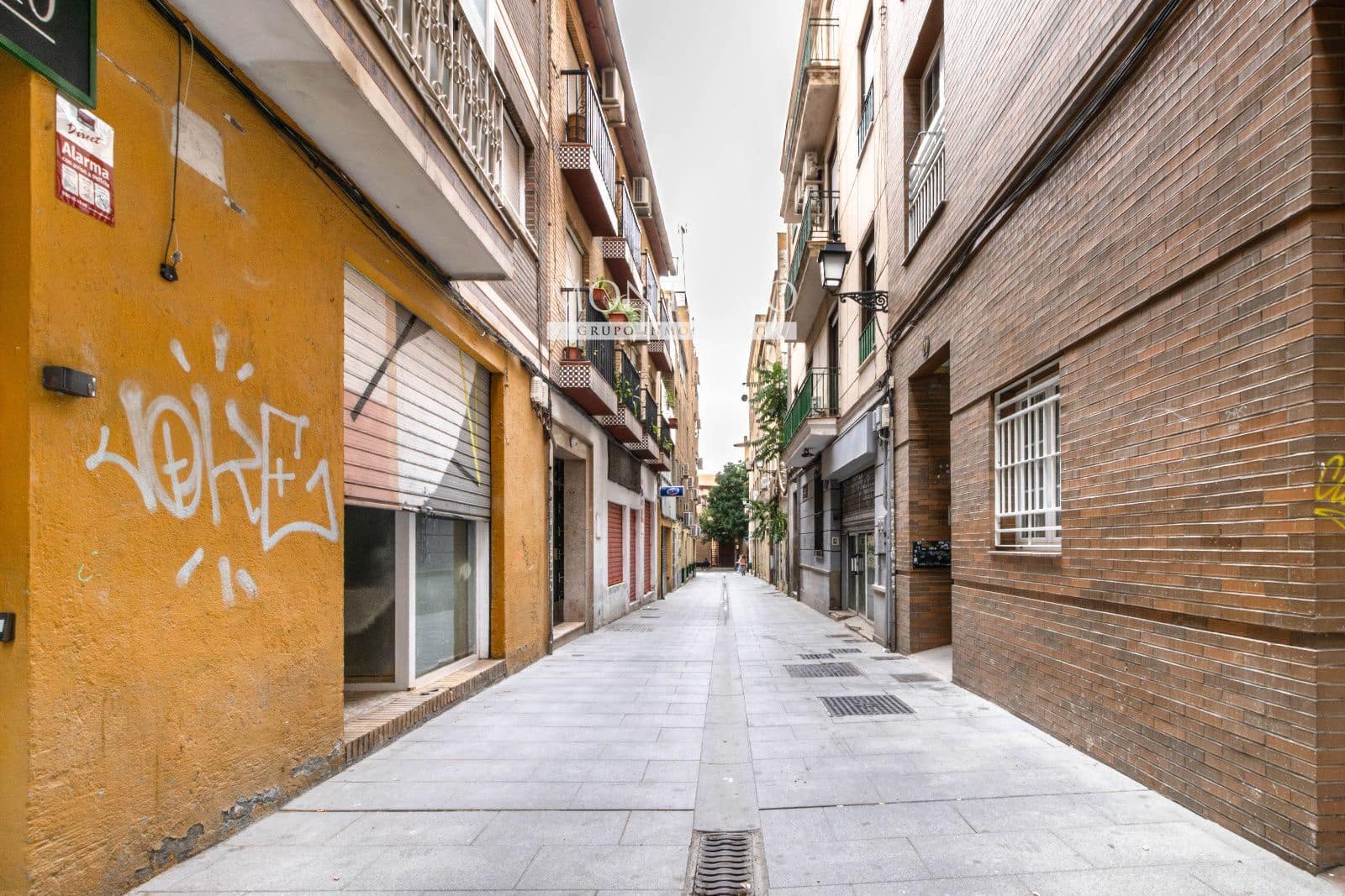 3 sypialnia Mieszkanie do wynajęcia w Miasto Grenada - 1 200 € (Ref: 9398885)