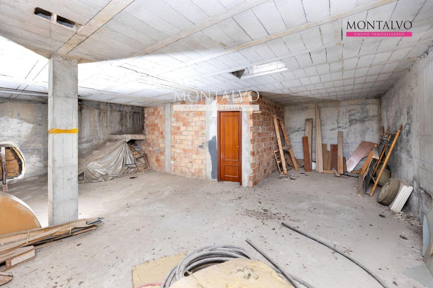 Kommersiell til salgs i Atarfe - € 88 000 (Ref: 9398886)