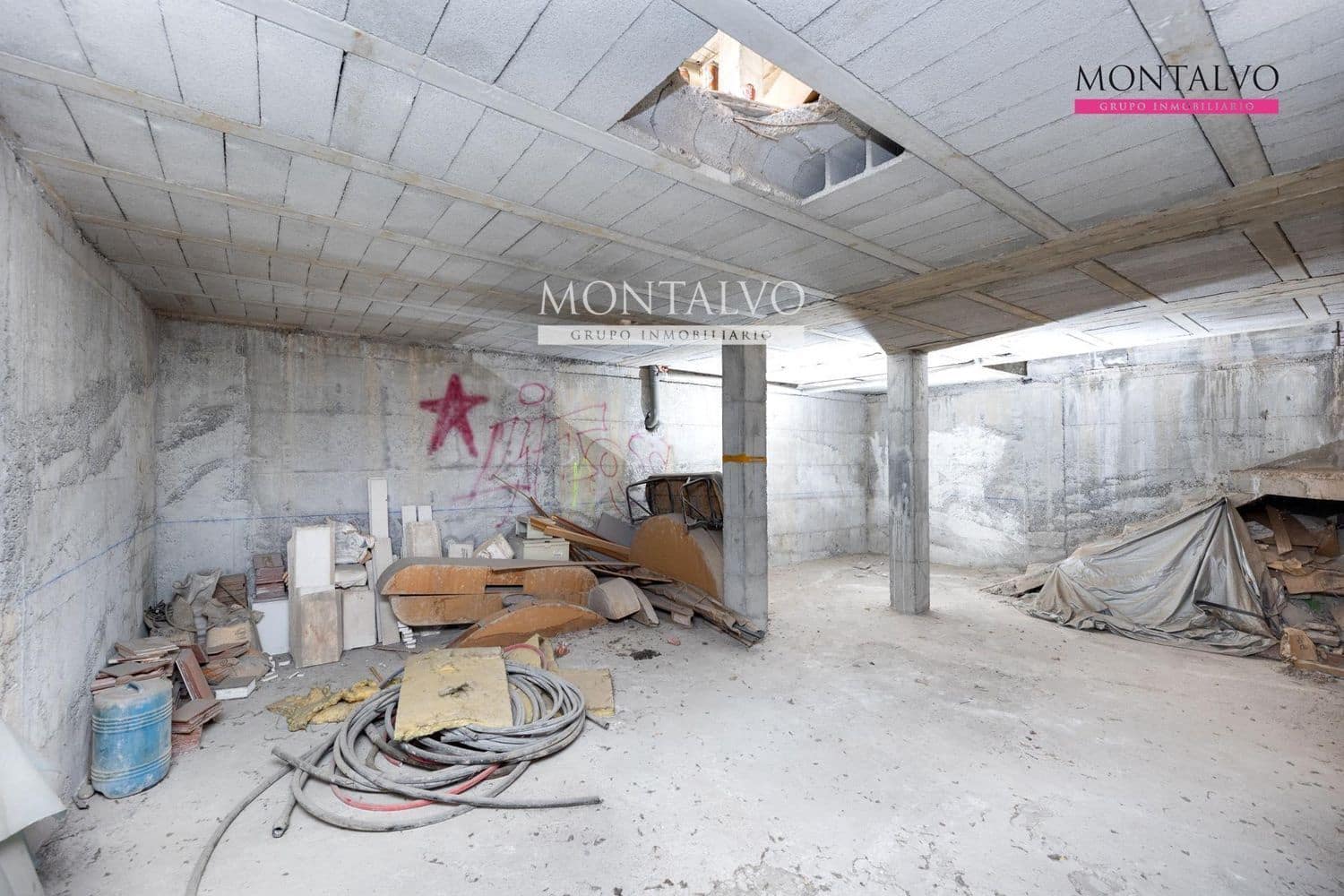 Kommersiell til salgs i Atarfe - € 88 000 (Ref: 9398886)