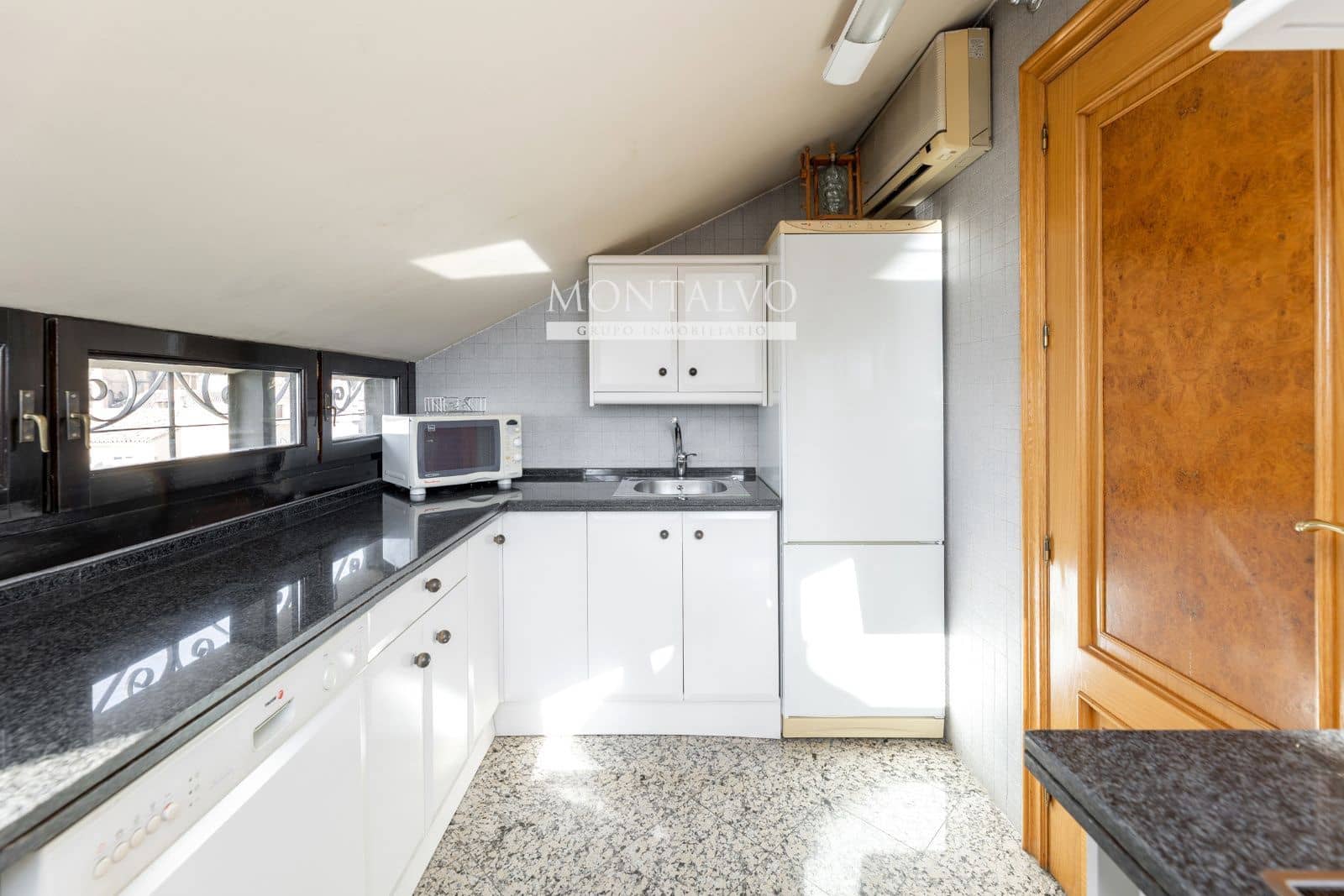 2 chambre Penthouse à vendre à Grenade ville - 750 000 € (Ref: 9447316)