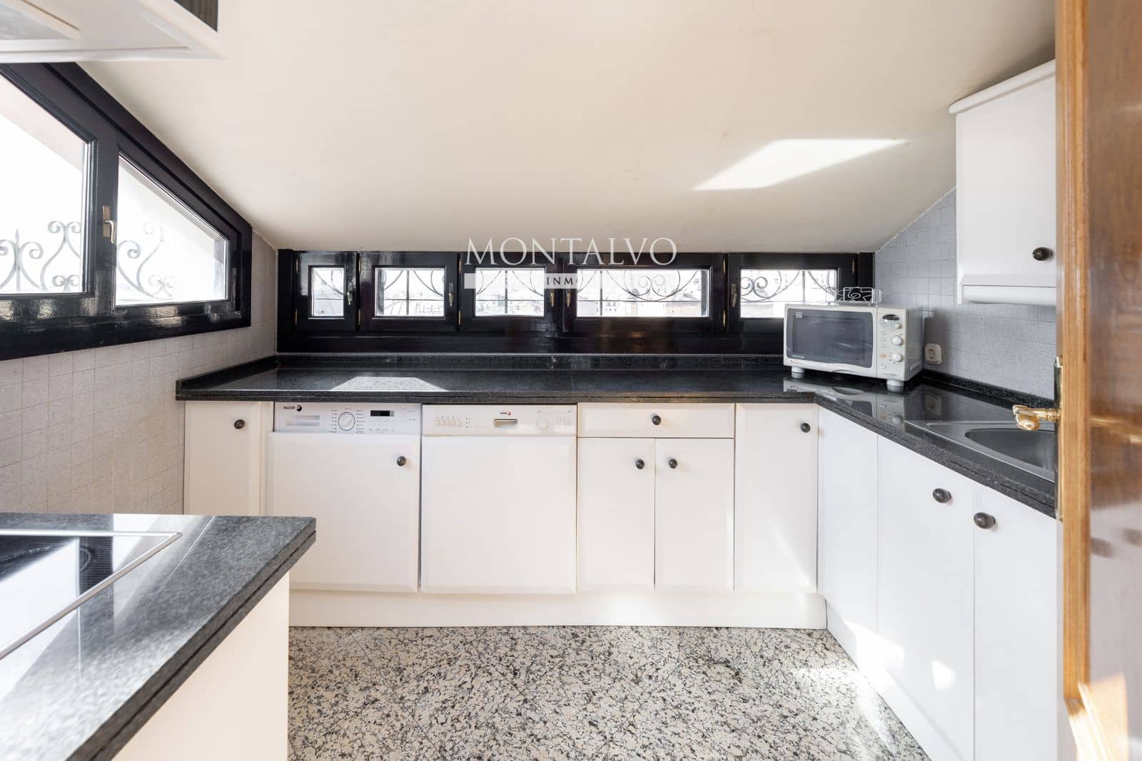 2 chambre Penthouse à vendre à Grenade ville - 750 000 € (Ref: 9447316)