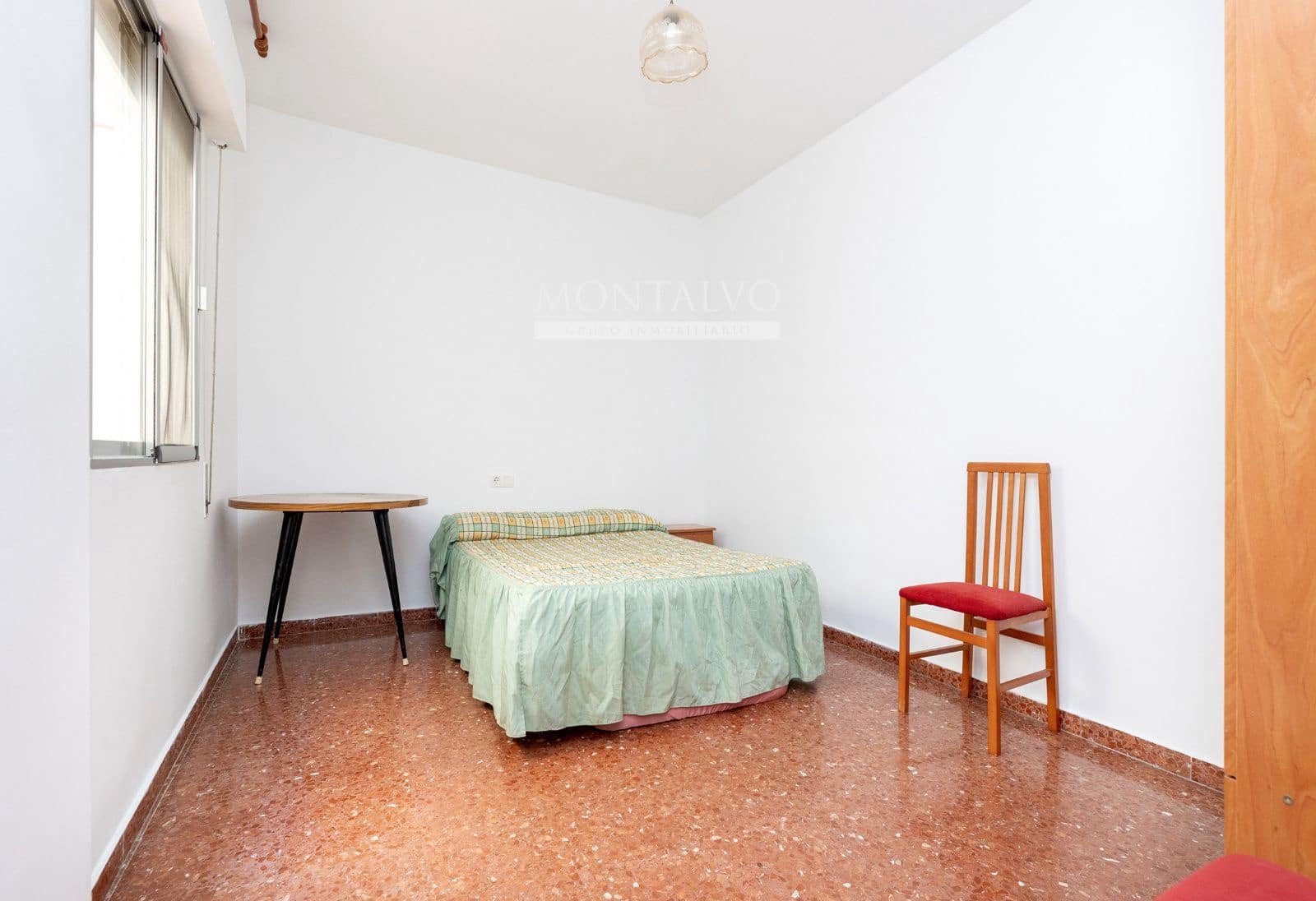 3 Zimmer Wohnung zu verkaufen in Atarfe mit Garage - 138.900 € (Ref: 9469999)