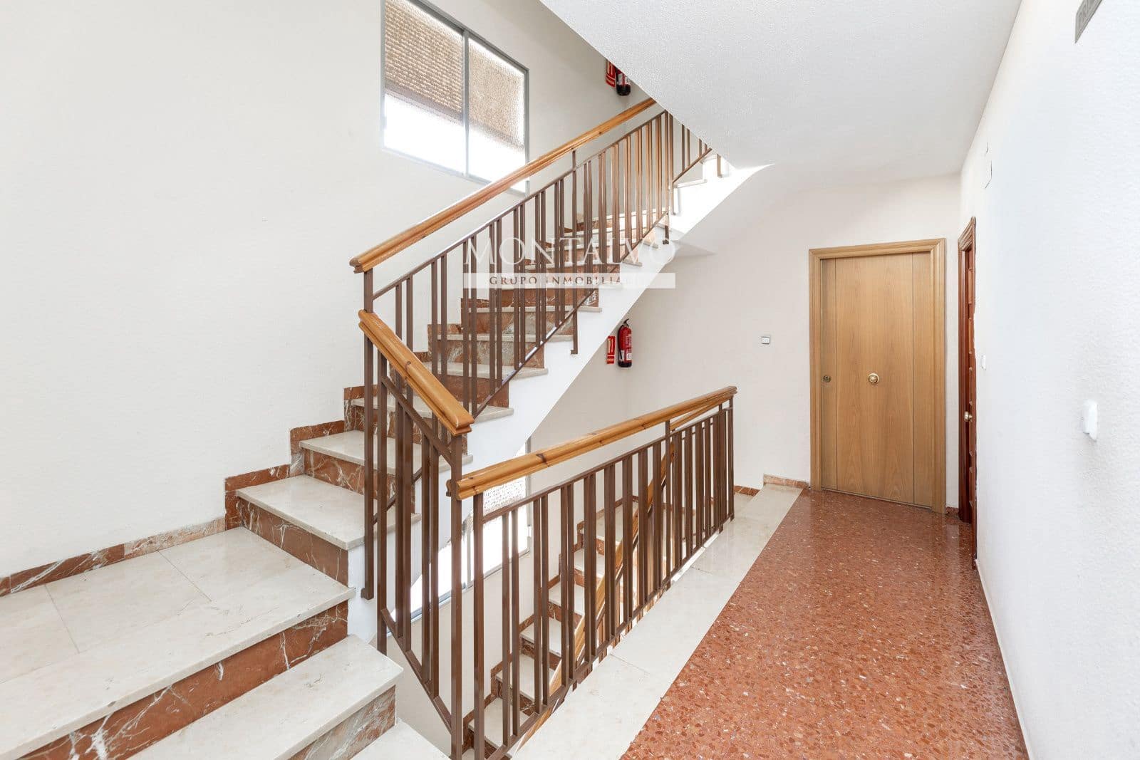 3 Zimmer Wohnung zu verkaufen in Atarfe mit Garage - 138.900 € (Ref: 9469999)