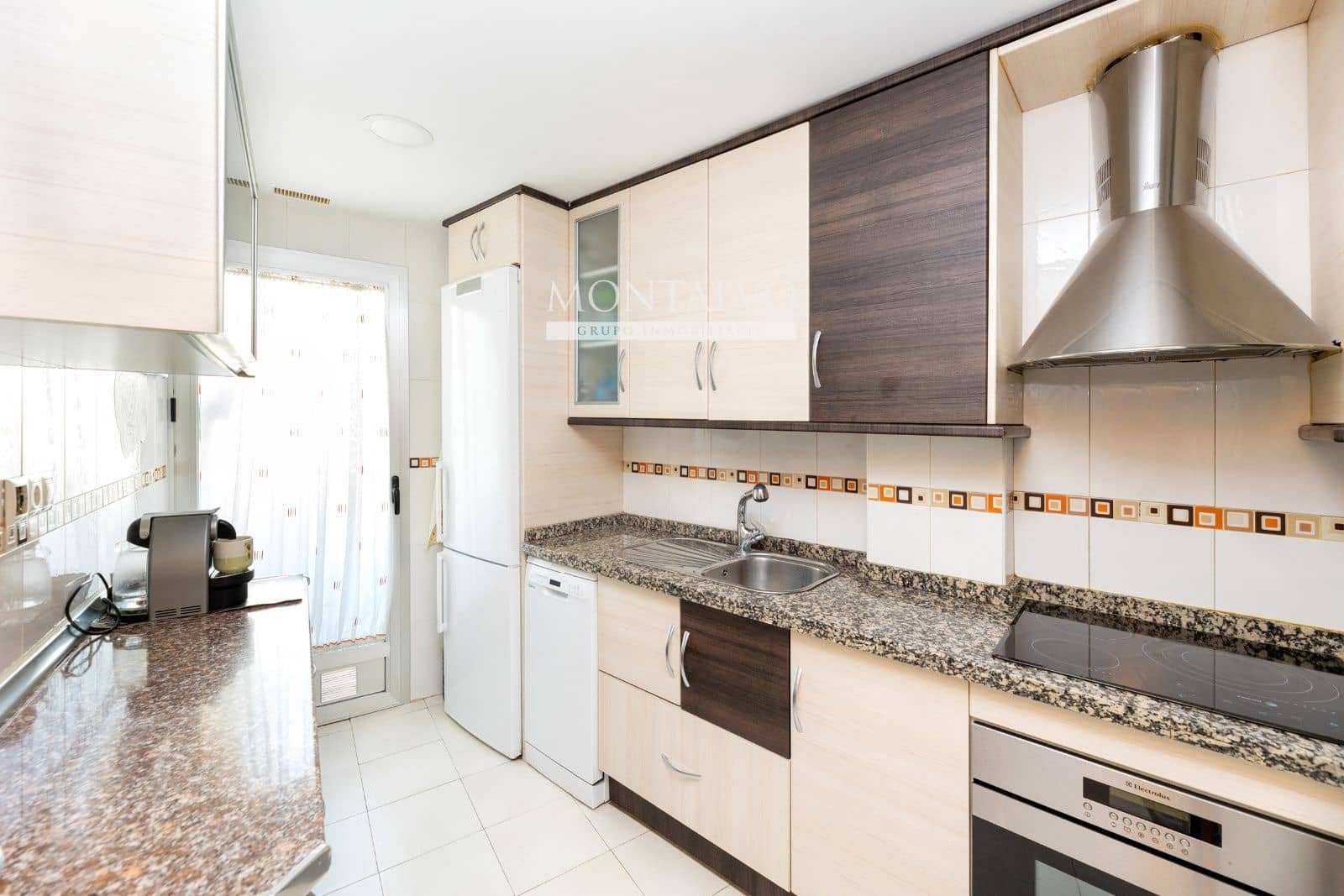 Ático de 3 habitaciones en Atarfe en venta con garaje - 179.000 € (Ref: 9483942)