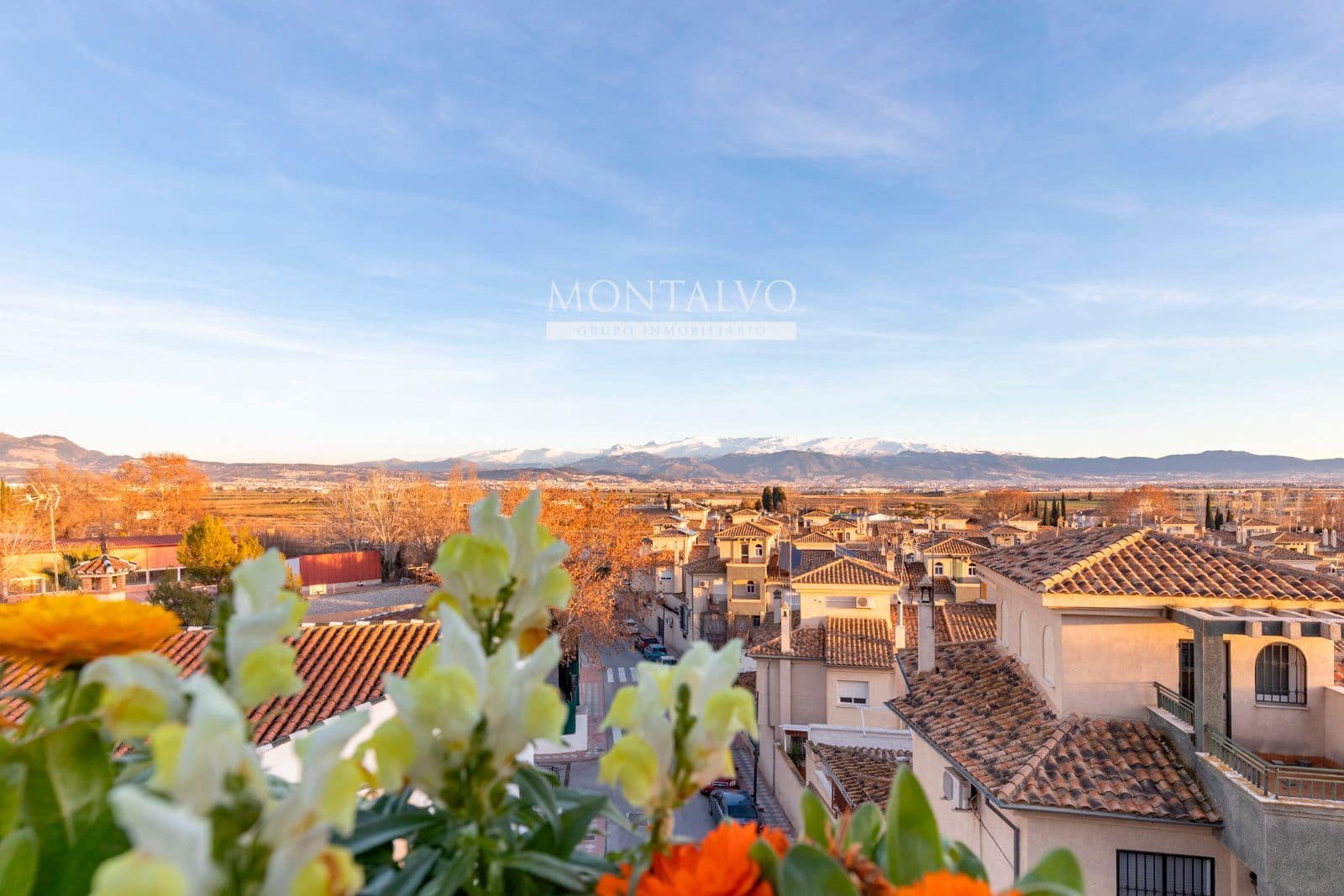 Ático de 3 habitaciones en Atarfe en venta con garaje - 179.000 € (Ref: 9483942)