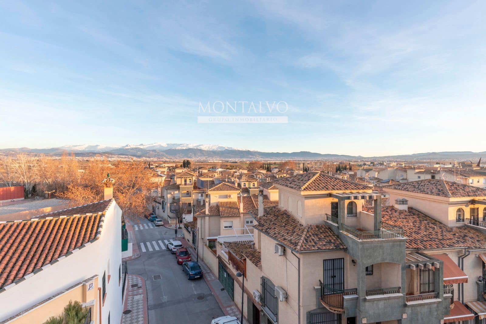 Ático de 3 habitaciones en Atarfe en venta con garaje - 179.000 € (Ref: 9483942)