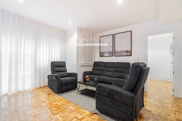 Appartement de 5 chambres à louer à Centro - Sagrario, Grenade ville - 1 900 € (Ref: 9523651)