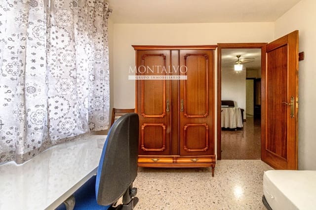 Piso de 4 habitaciones en Angustias - Chana - Encina, Granada ciudad en alquiler - 850 € (Ref: 9542084)