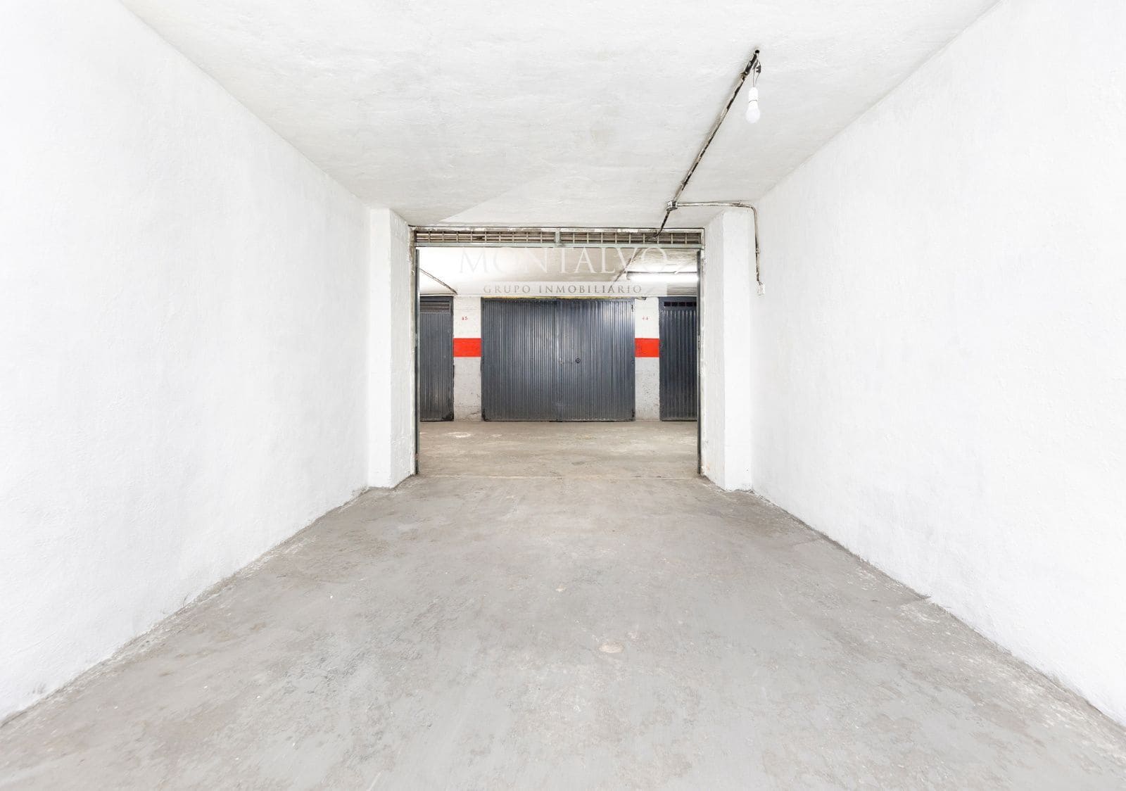 Garage till salu i Granada stad - 19 900 € (Ref: 9553180)