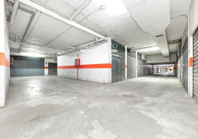 Garage till salu i San Francisco Javier, Granada stad - 19 900 € (Ref: 9553180)