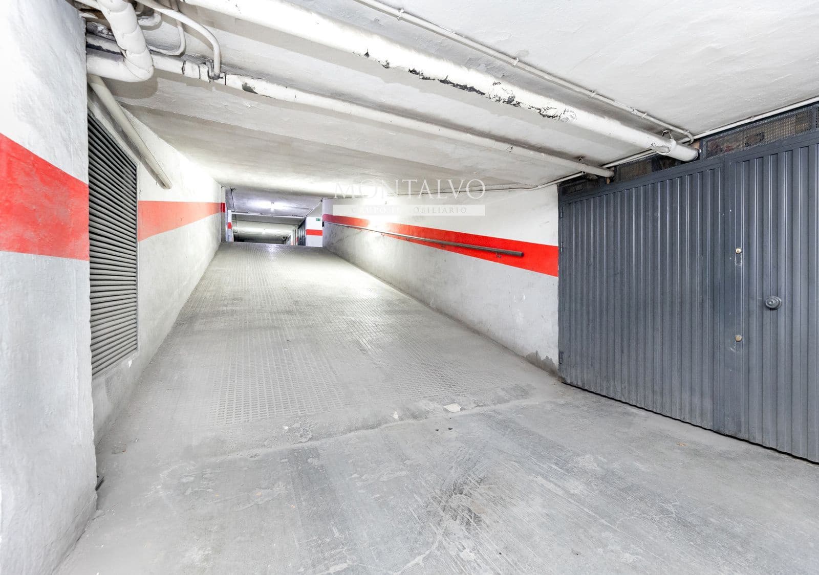 Garage till salu i Granada stad - 19 900 € (Ref: 9553180)