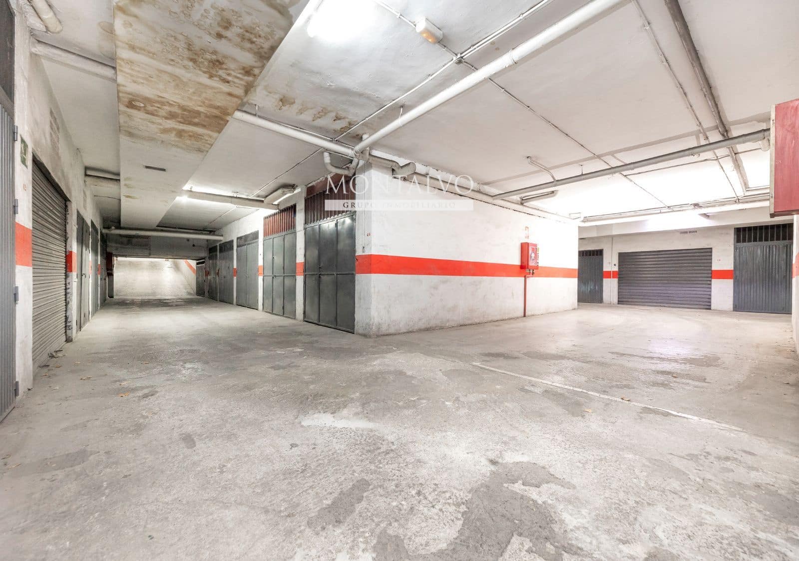 Garage till salu i Granada stad - 19 900 € (Ref: 9553180)