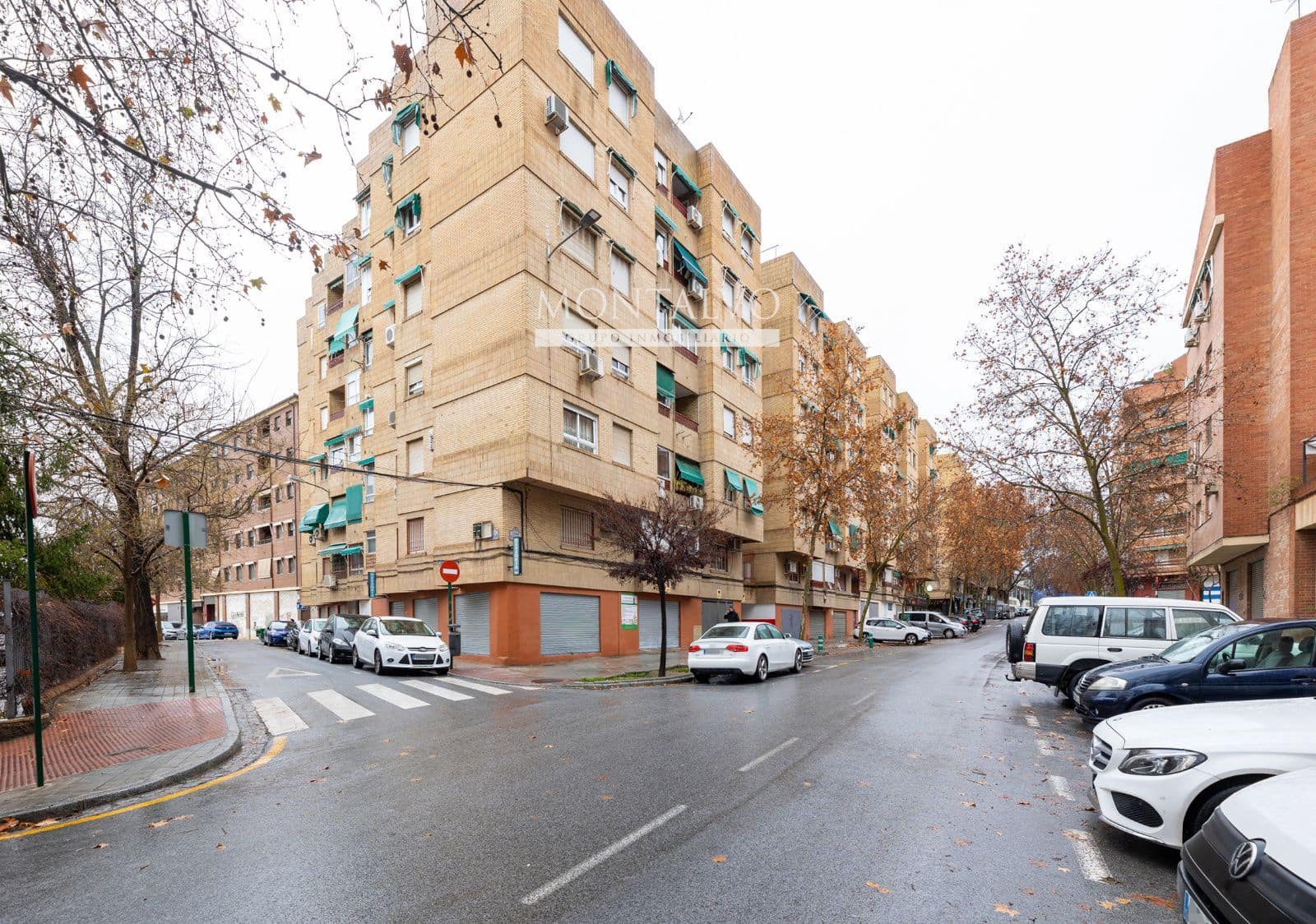 Garage till salu i Granada stad - 19 900 € (Ref: 9553180)