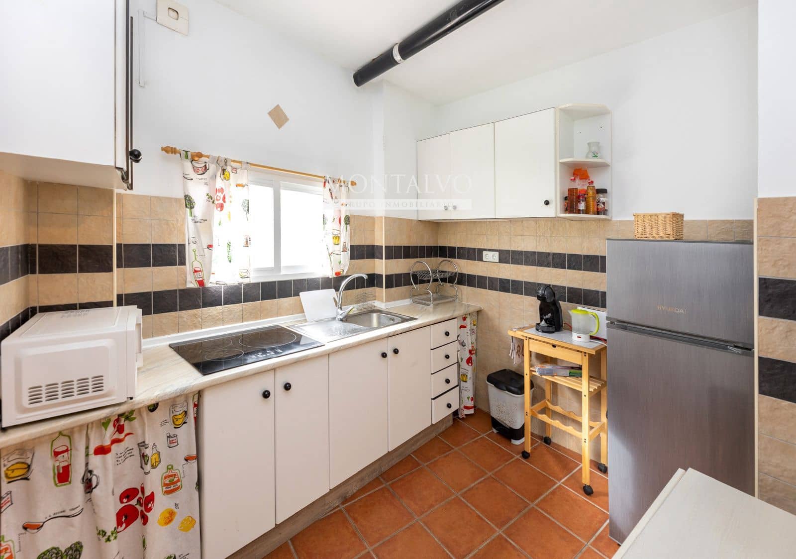 1 soveværelse Lejlighed til leje i Granada by - € 630 (Ref: 9565696)