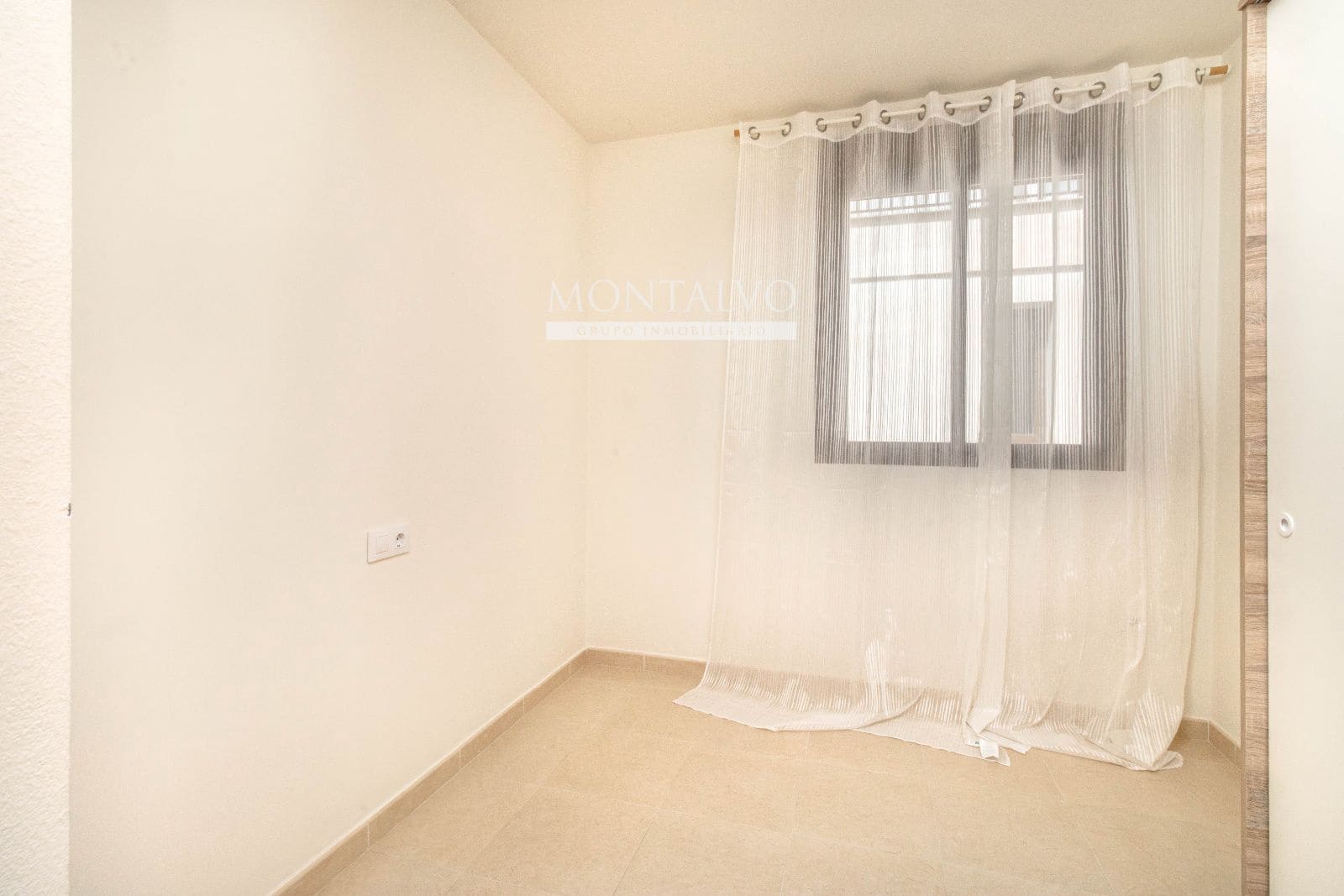 3 sovrum Lägenhet att hyra i Churriana de la Vega - 750 € (Ref: 9570111)