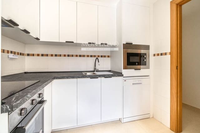 3 sovrum Lägenhet att hyra i Churriana de la Vega - 750 € (Ref: 9570111)