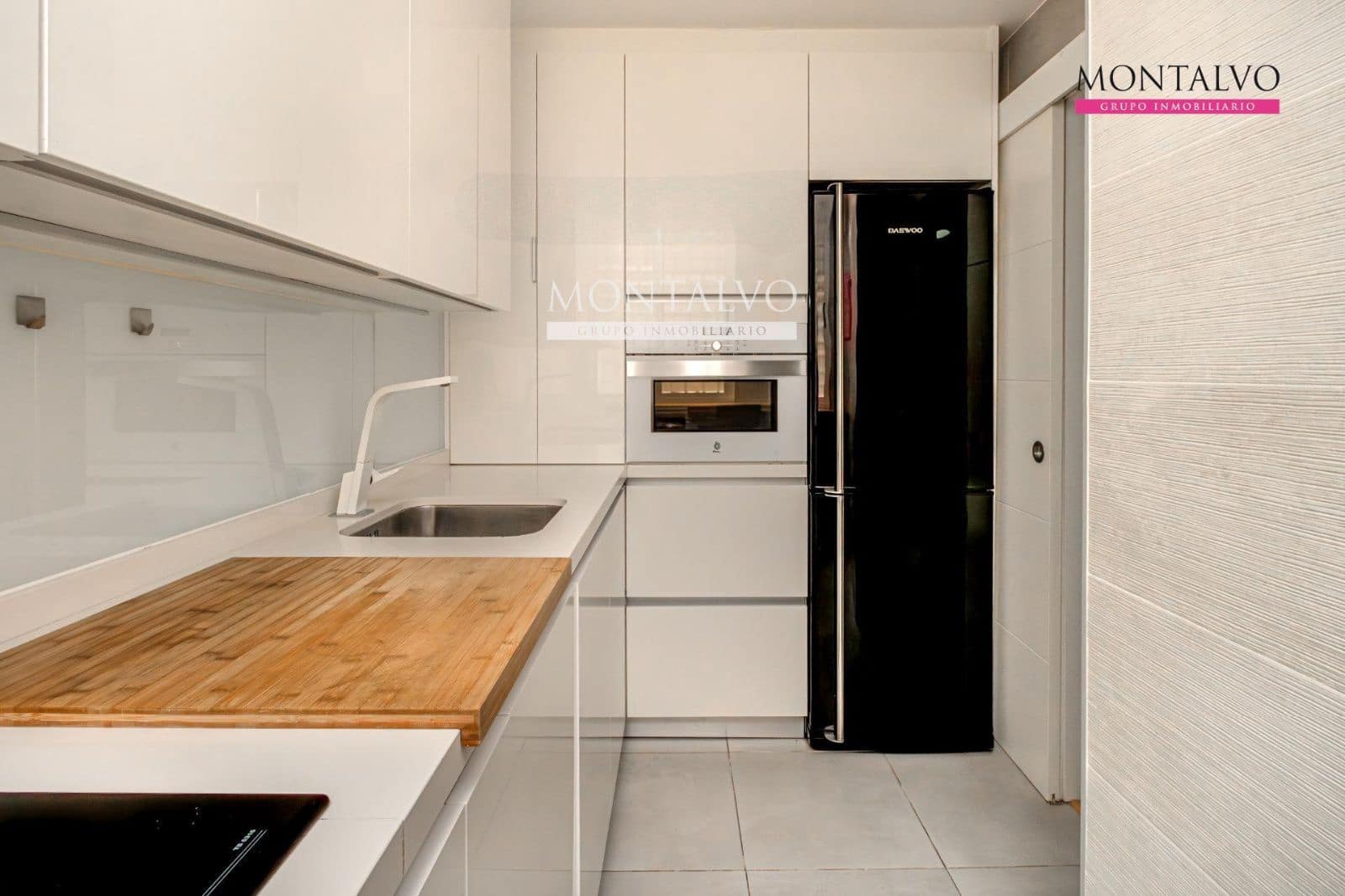 2 sovrum Lägenhet att hyra i Santa Fe - 600 € (Ref: 9570112)