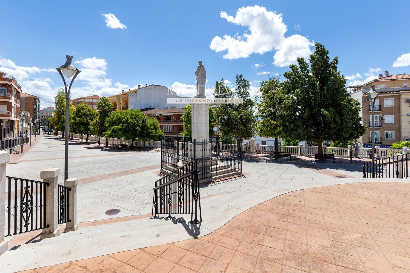 2 makuuhuone Huvila myytävänä paikassa Atarfe - 79 000 € (Ref: 9579192)