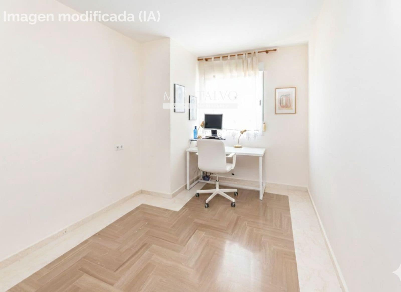 4 makuuhuone Huvila myytävänä paikassa Gojar mukana uima-altaan 
autotalli - 330 000 € (Ref: 9593151)