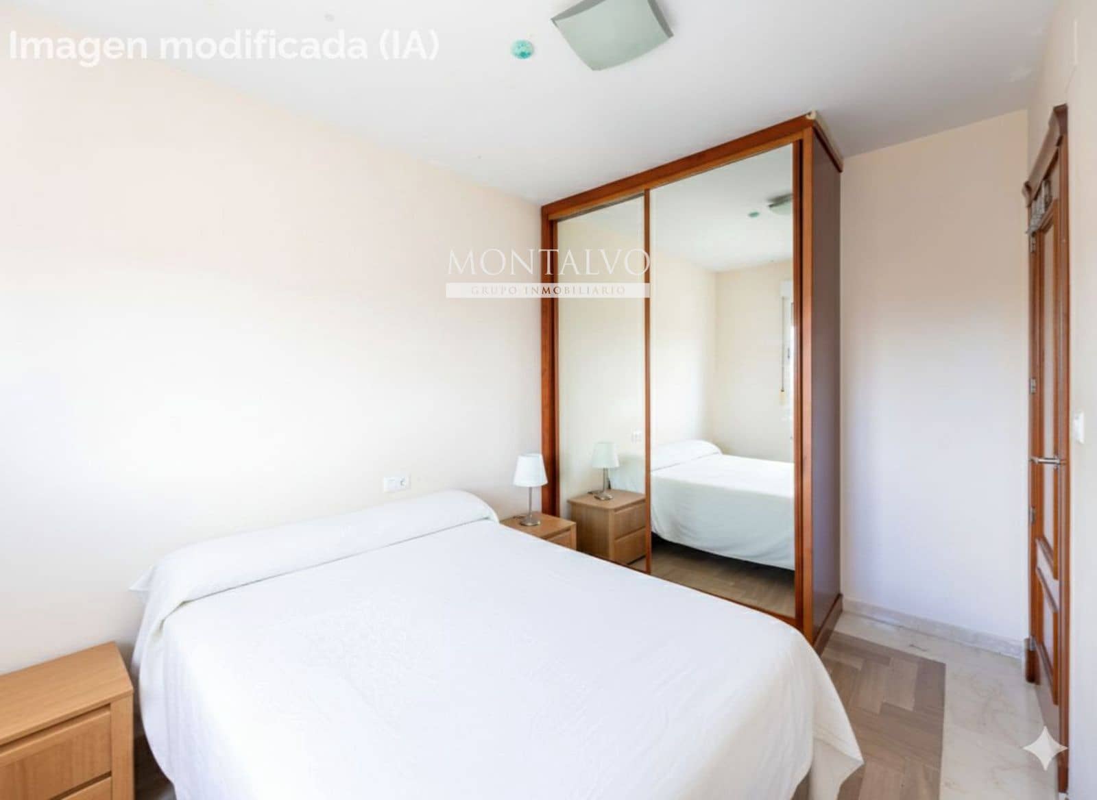 4 makuuhuone Huvila myytävänä paikassa Gojar mukana uima-altaan 
autotalli - 330 000 € (Ref: 9593151)