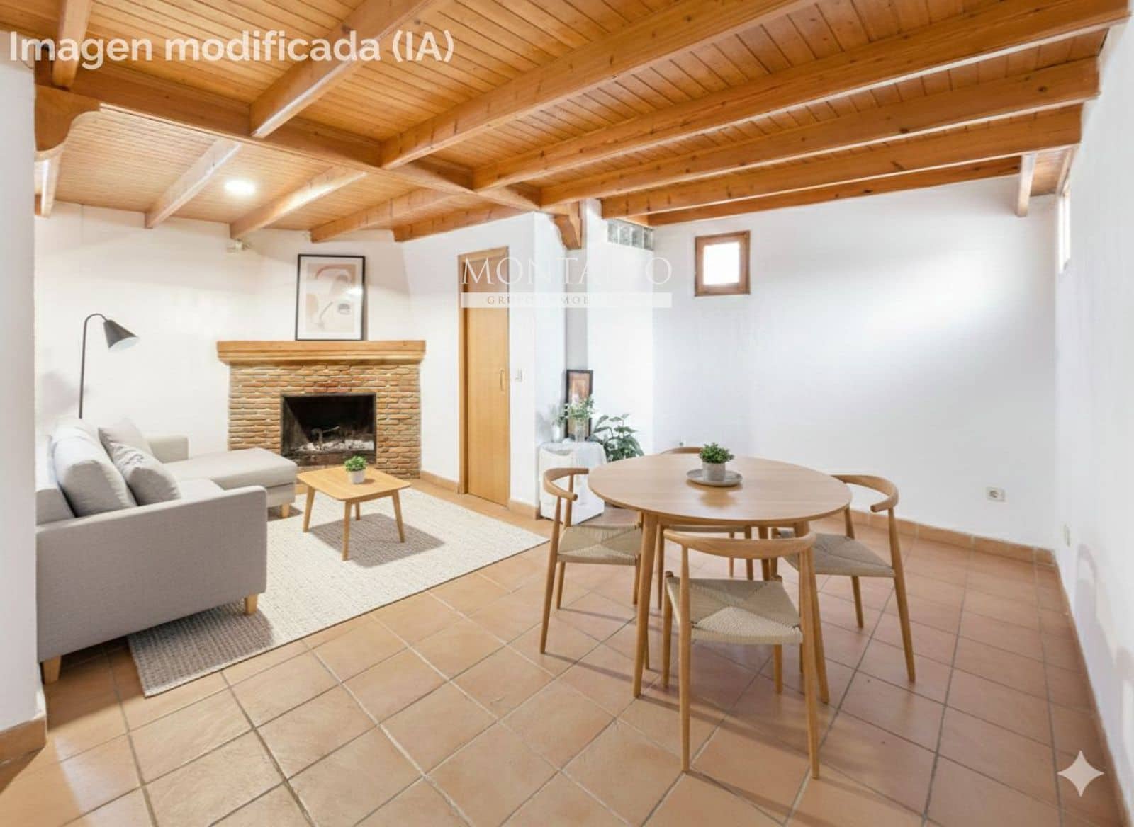 4 makuuhuone Huvila myytävänä paikassa Gojar mukana uima-altaan 
autotalli - 330 000 € (Ref: 9593151)