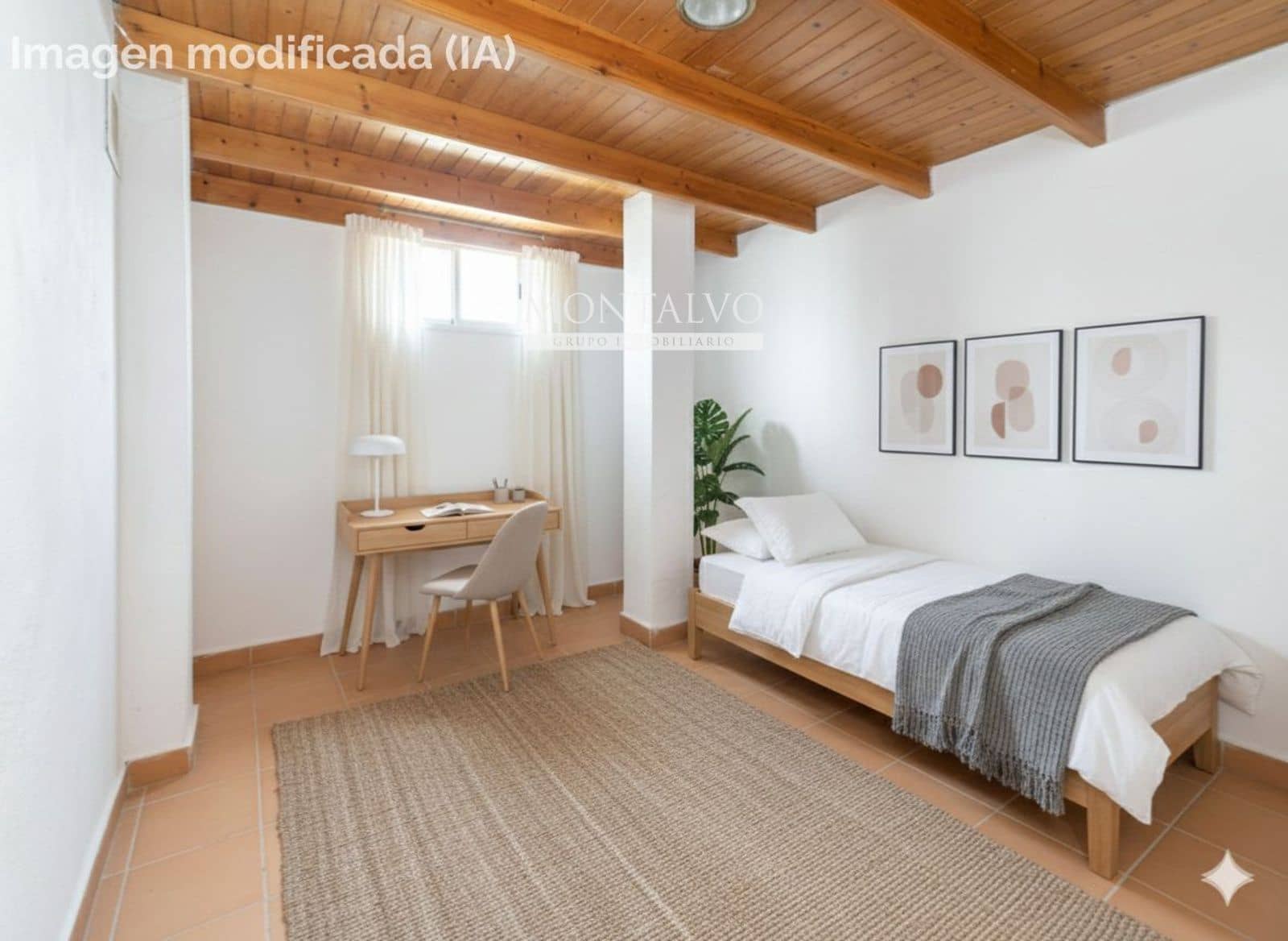 4 makuuhuone Huvila myytävänä paikassa Gojar mukana uima-altaan 
autotalli - 330 000 € (Ref: 9593151)