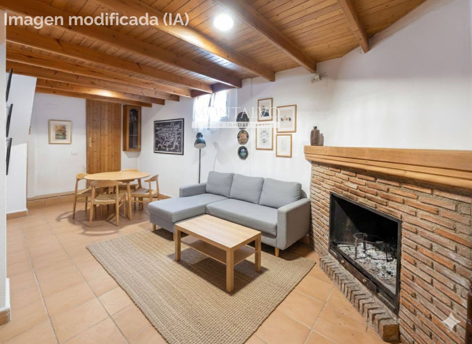 4 makuuhuone Huvila myytävänä paikassa Gojar mukana uima-altaan 
autotalli - 330 000 € (Ref: 9593151)