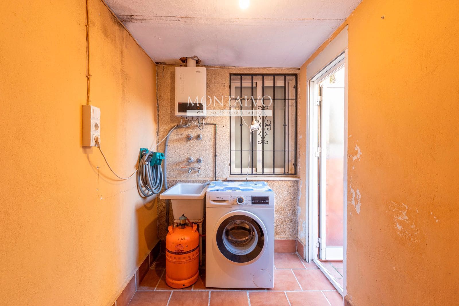 3 makuuhuone Omakotitalo myytävänä paikassa Atarfe - 205 000 € (Ref: 9614474)